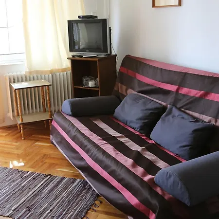 ゲストハウス Hiv-lak