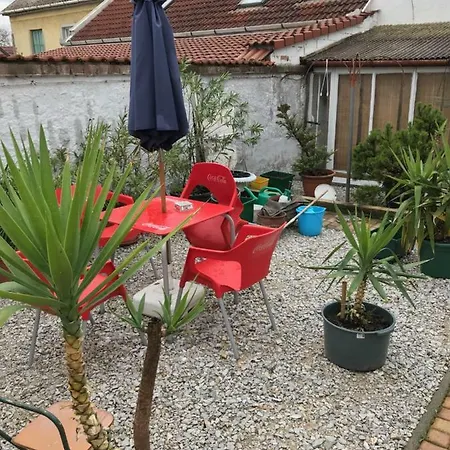 ゲストハウス Hiv-lak エゲル