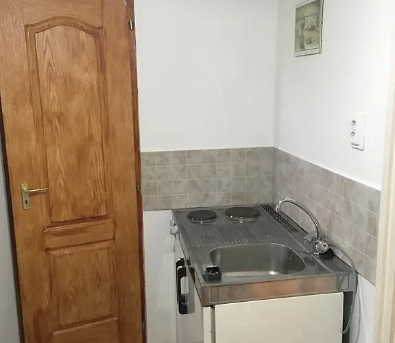 Гостьовий будинок Hiv-lak