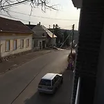 Hiv-lak Guest house *